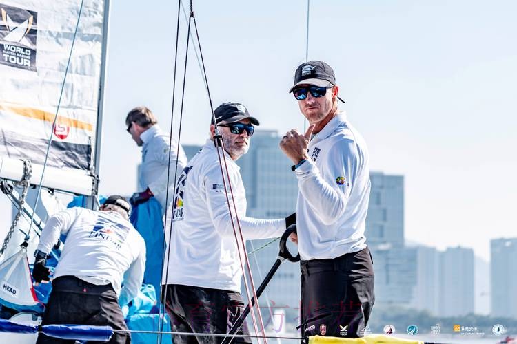 世界帆船对抗巡回赛深圳·宝安总决赛激烈进行